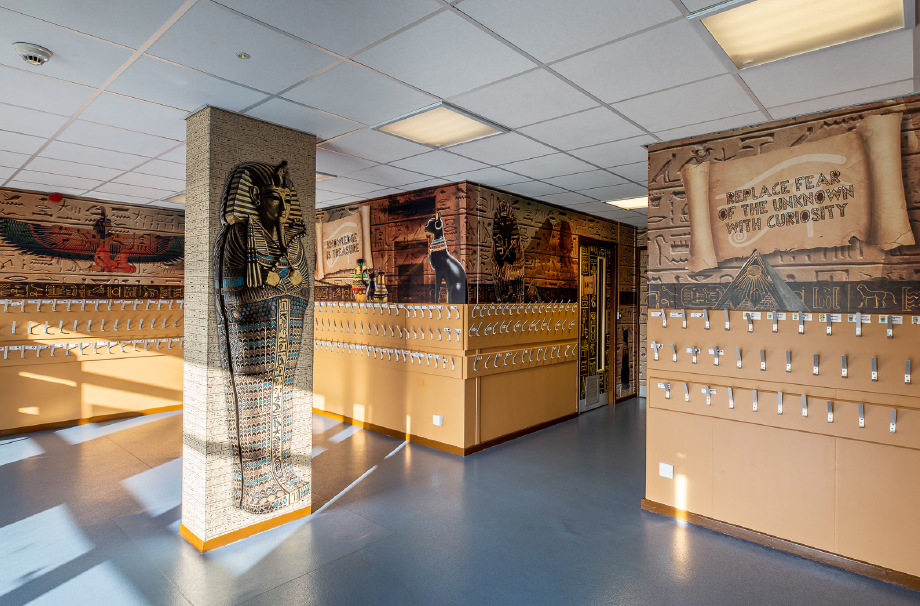 Egyptian themed cloakroom